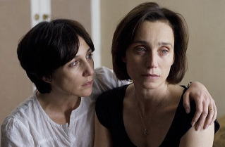 Still of Kristin Scott Thomas and Elsa Zylberstein in Il y a longtemps que je t'aime
