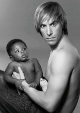 Sacha Baron Cohen in Brüno